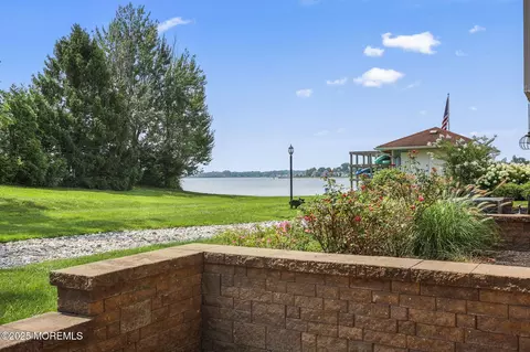 107 Riverview Ave #114B, Neptune City, NJ 07753