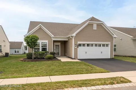 3 Aylesford Ln, Manchester, NJ 08759