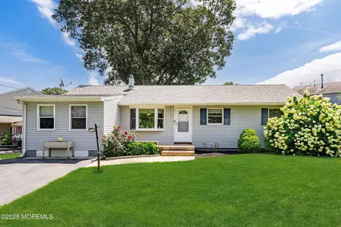 117 Mill Creek Rd, Berkeley, NJ 08721