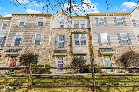 606 Bayside Ct #606, South Amboy, NJ 08879