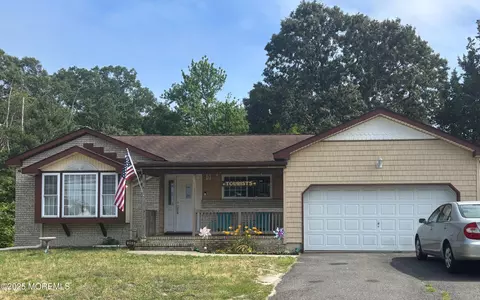 269 Mantoloking Rd, Brick, NJ 08723
