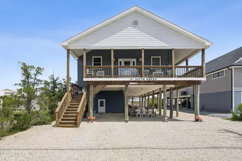 707 S Green St, Tuckerton, NJ 08087