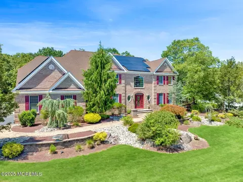 132 Kristine Ave, Manahawkin, NJ 08050