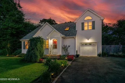 1201 Spray Ave, Beachwood, NJ 08722