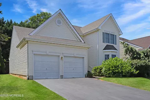 10 Windward Way, Red Bank, NJ 07701