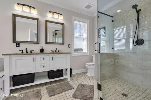 Bath - 46 E Coral Dr, Brick, NJ 08723 photo 3 of 6