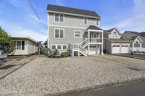 Exterior - 46 E Coral Dr, Brick, NJ 08723 photo 16 of 16