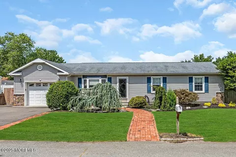 1233 Madison Ave, Toms River, NJ 08757