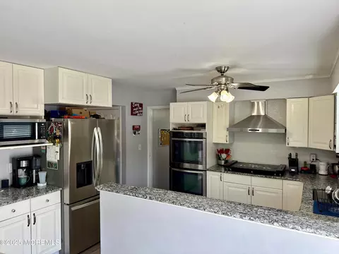 3 Bridge St, Howell, NJ 07731 photo 19