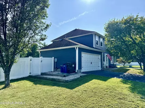 3 Bridge St, Howell, NJ 07731 photo 3