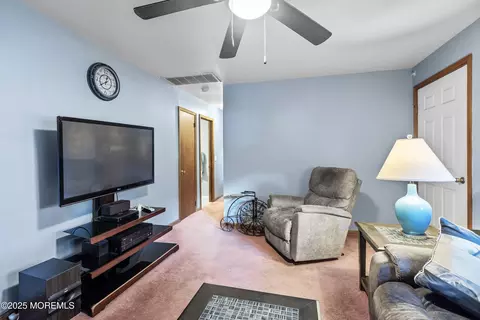 11 Murdock Pl, Jackson, NJ 08527 photo 5