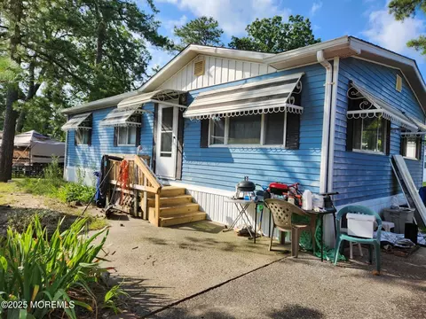 78 Woodchuck Pkwy, Whiting, NJ 08759