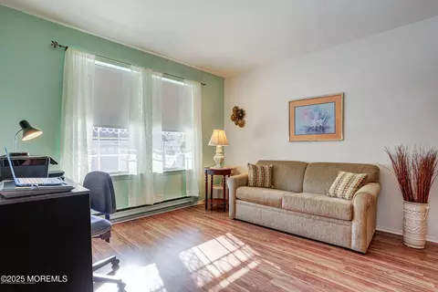 11 Amherst Rd # B, Whiting, NJ 08759