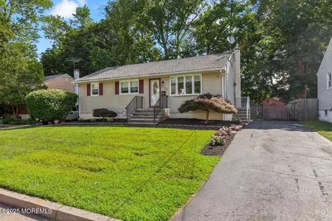 224 1st St, Middlesex, NJ 08846 photo 3
