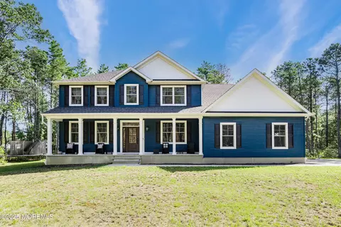 1561 Scranton Ave, Whiting, NJ 08759