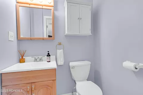Bath - 810 Devon St, Forked River, NJ 08731 photo 2 of 2