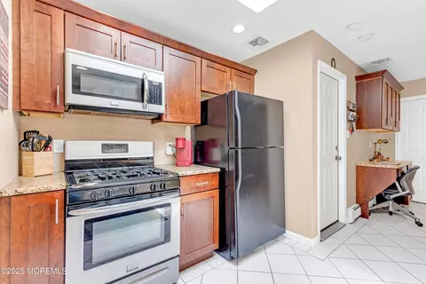 Kitchen - 810 Devon St, Forked River, NJ 08731 photo 2 of 3