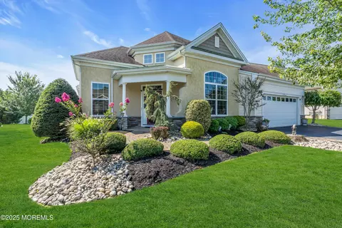 18 Norwalk Ln, Barnegat, NJ 08005