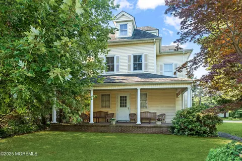 105 Saint Clair Ave, Spring Lake, NJ 07762