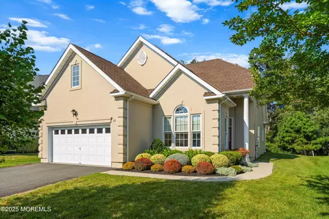 110 Cedar Village Blvd, Ocean, NJ 07712