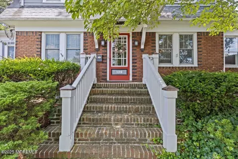 129 Broadway, Keyport, NJ 07735
