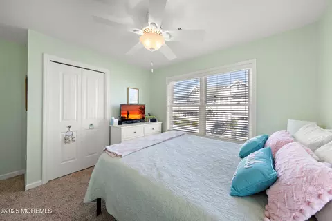 Bedroom - 309 Ormond Dr, Lavallette, NJ 08735 photo 5 of 9