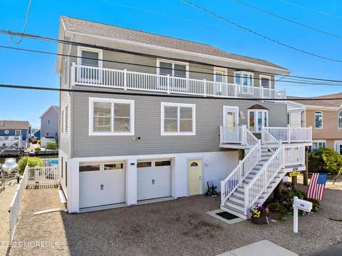 Exterior - 309 Ormond Dr, Lavallette, NJ 08735 photo 2 of 7