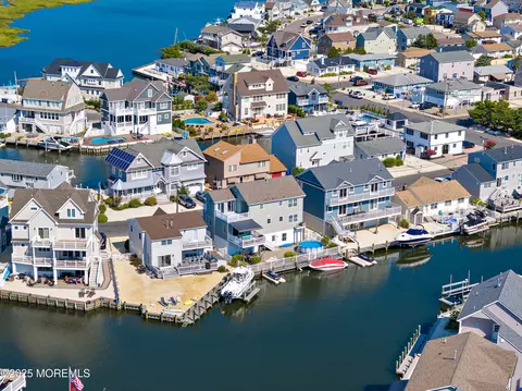 View/Area - 309 Ormond Dr, Lavallette, NJ 08735 photo 2 of 11