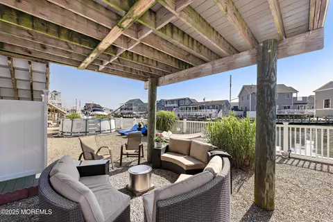 Exterior - 309 Ormond Dr, Lavallette, NJ 08735 photo 5 of 7
