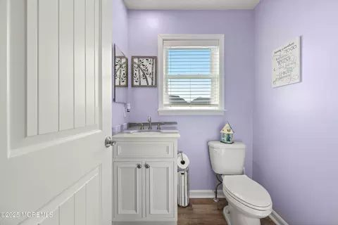 Bath - 309 Ormond Dr, Lavallette, NJ 08735 photo 1 of 6