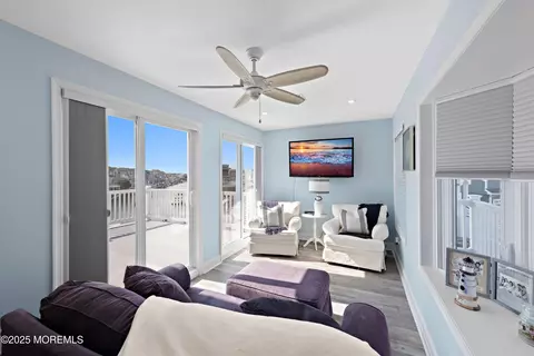 Living - 309 Ormond Dr, Lavallette, NJ 08735 photo 6 of 6