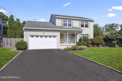 532 Amherst Dr, Brick, NJ 08723