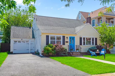 110 Trenton Ave, Point Pleasant Beach, NJ 08742