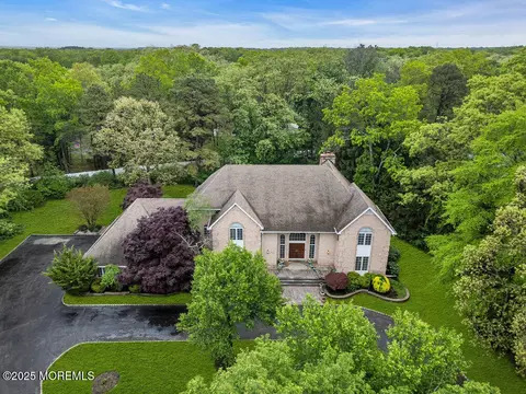 1605 Otter Dr, Toms River, NJ 08755
