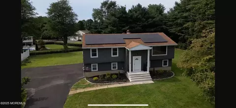 65 Camille Ln, Freehold, NJ 07728