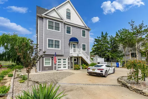 296 Alabama Ave, Toms River, NJ 08753