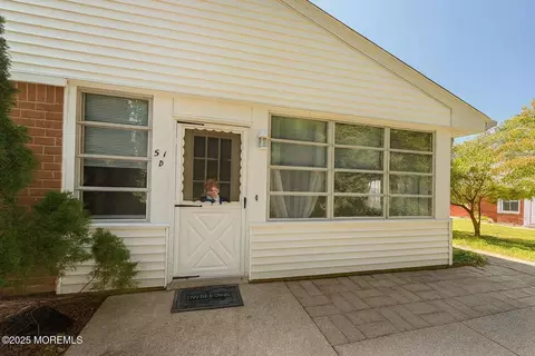 51 D St John Pl, Manchester, NJ 08759