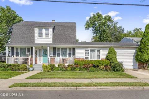 256 Twilight Ave, Keansburg, NJ 07734