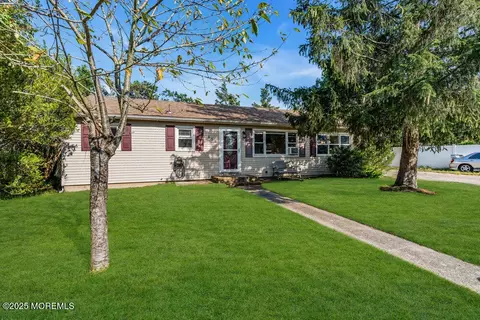 456 Rose Ave, Brick, NJ 08724