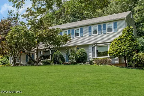15 Goldsmith Dr, Holmdel, NJ 07733