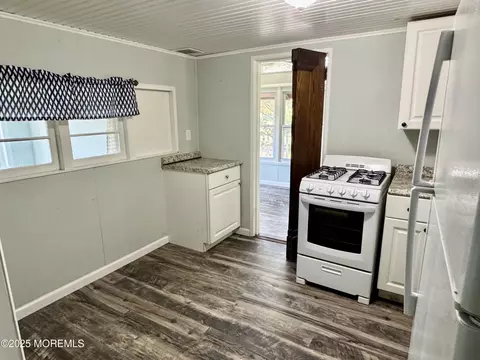 Kitchen - 22 Maple St, Waretown, NJ 08758 photo 2 of 2