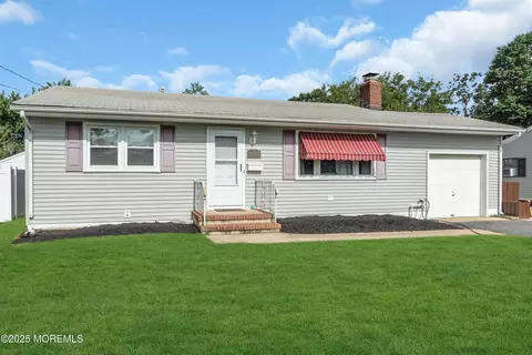 1315 Sunset Ave, Point Pleasant, NJ 08742