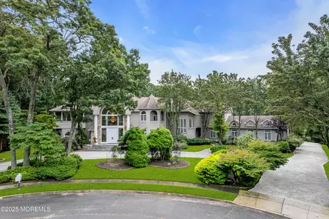 2101 Friar Ct, Wall, NJ 07719