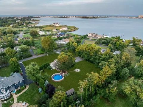 View/Area - 16 Heathcliff Rd, Rumson, NJ 07760 photo 4 of 6