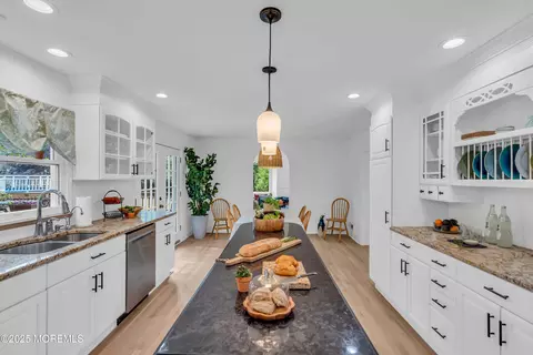 Kitchen - 16 Heathcliff Rd, Rumson, NJ 07760 photo 2 of 3