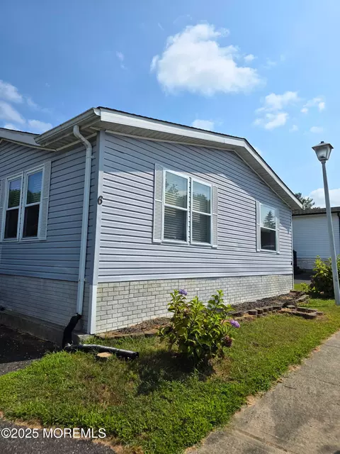 6 Secretariat St #289, Howell, NJ 07731