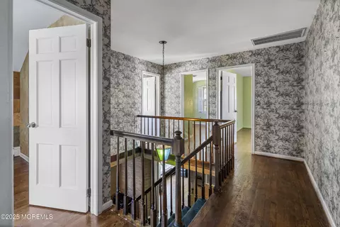 647 Valley Rd, Brielle, NJ 08730 photo 17