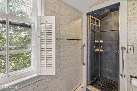 647 Valley Rd, Brielle, NJ 08730 photo 22