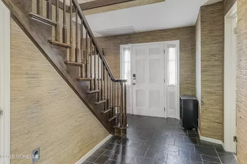 647 Valley Rd, Brielle, NJ 08730 photo 6