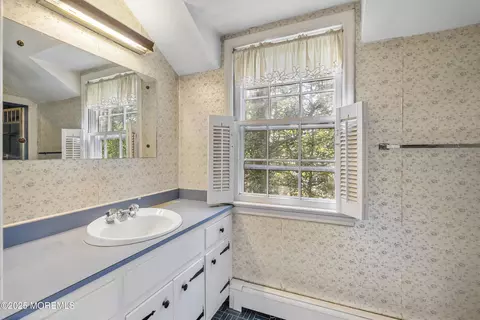 647 Valley Rd, Brielle, NJ 08730 photo 21